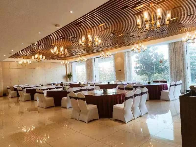 Huashan Xinghe International Hotel Huayin ภายนอก รูปภาพ