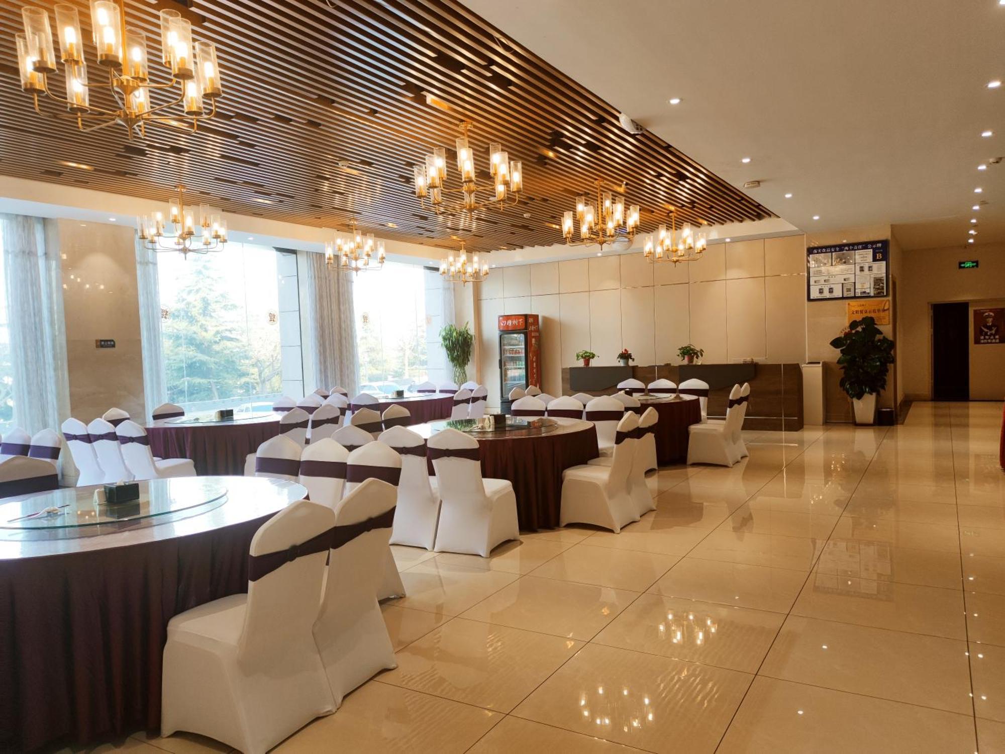 Huashan Xinghe International Hotel Huayin ภายนอก รูปภาพ