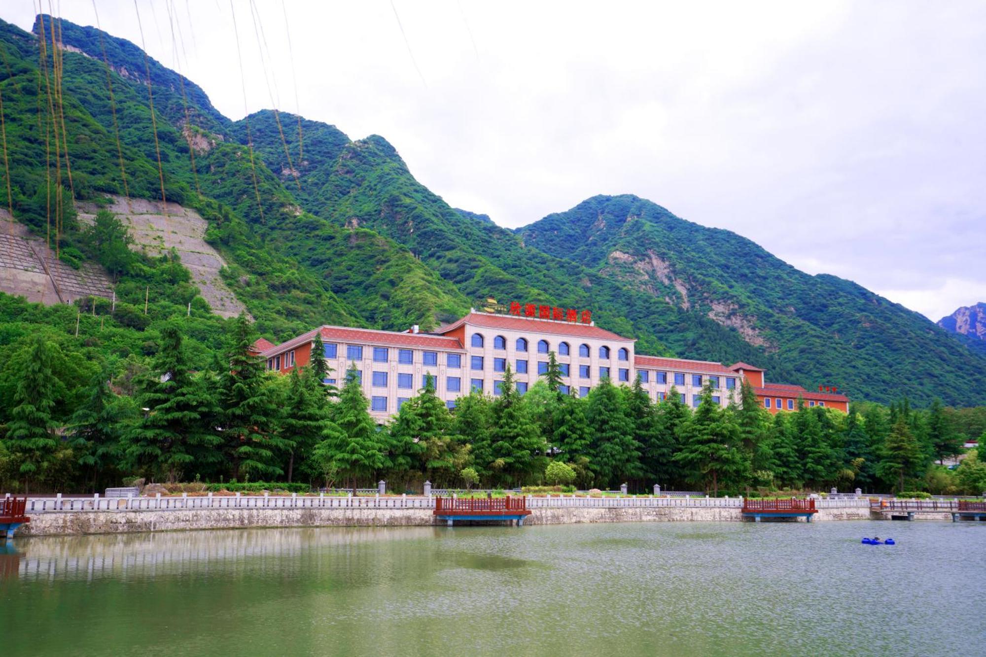 Huashan Xinghe International Hotel Huayin ภายนอก รูปภาพ